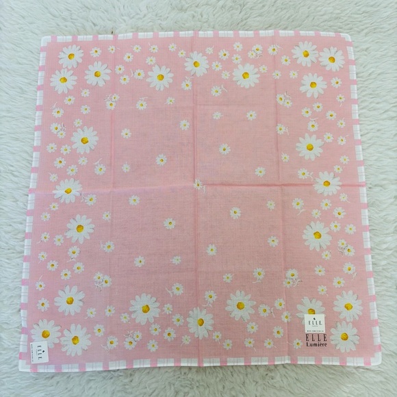 Elle Pink Floral Handkerchief/Bandana scarf size 17.5” - Picture 1 of 10